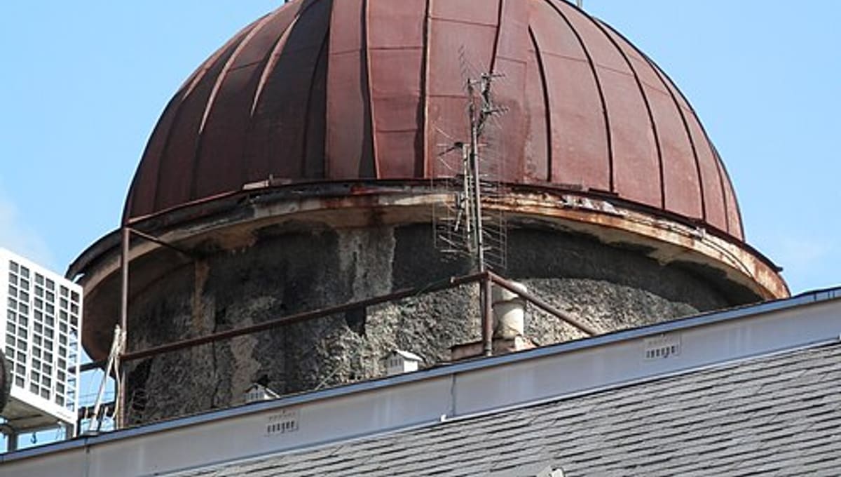 Astronomical observatory