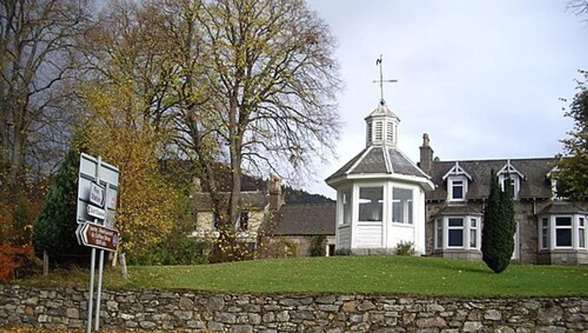 Octagon Observatory, Invercauld Road, Braemar