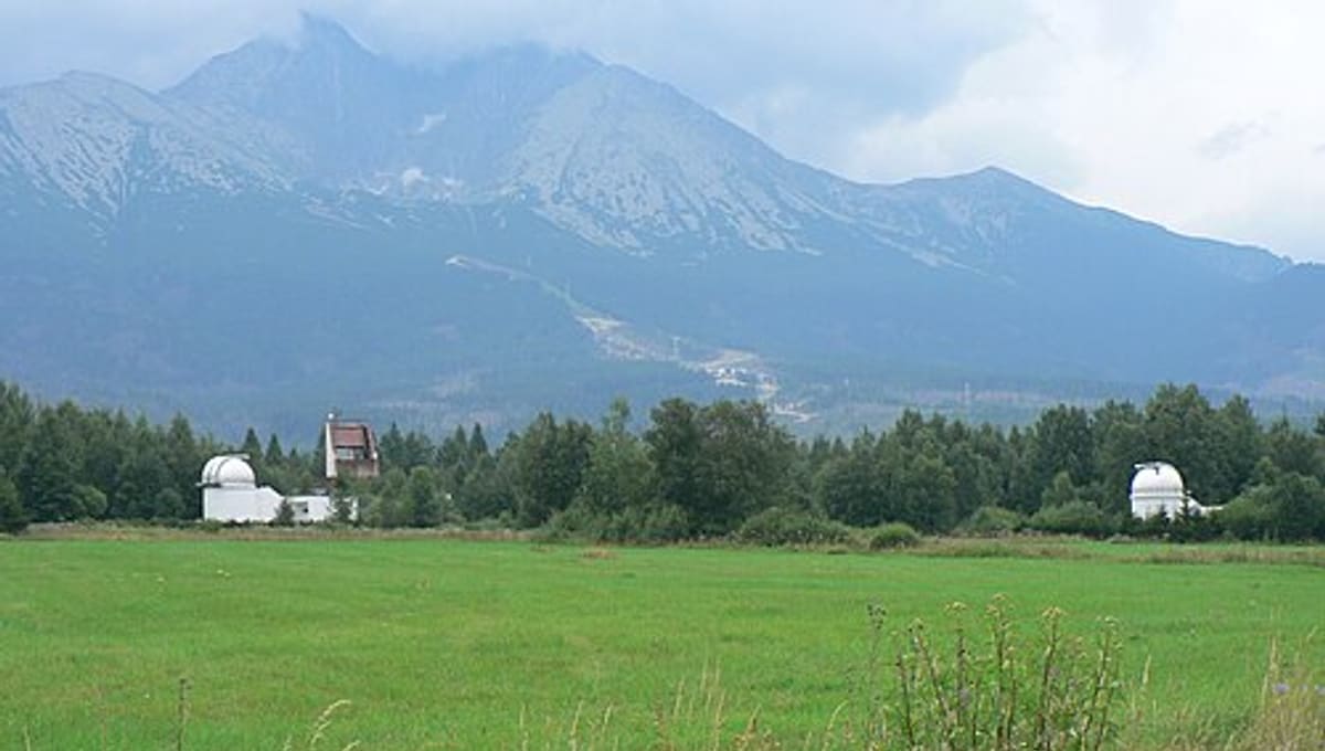 Stara Lesna observatory